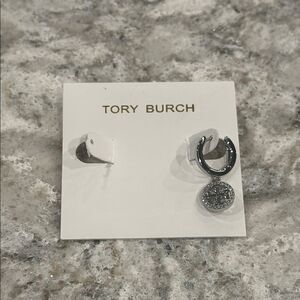 ✨ Single Tory Burch Silver Earring